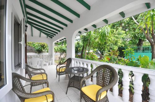 le manglier guest house