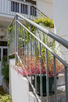 le manglier guest house