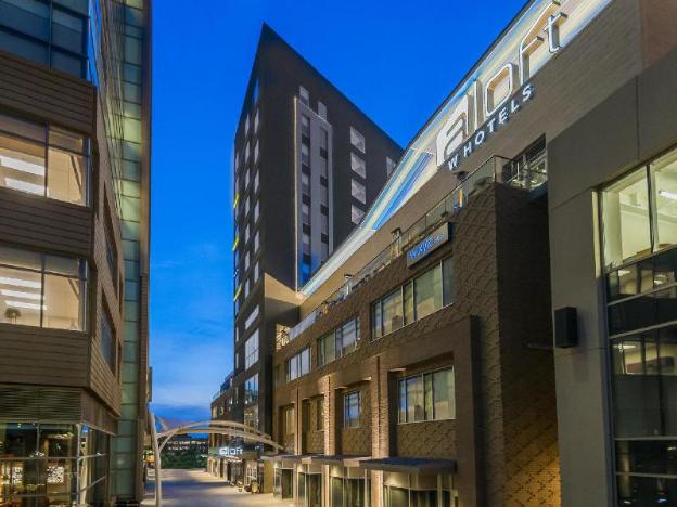 aloft greenville downtown