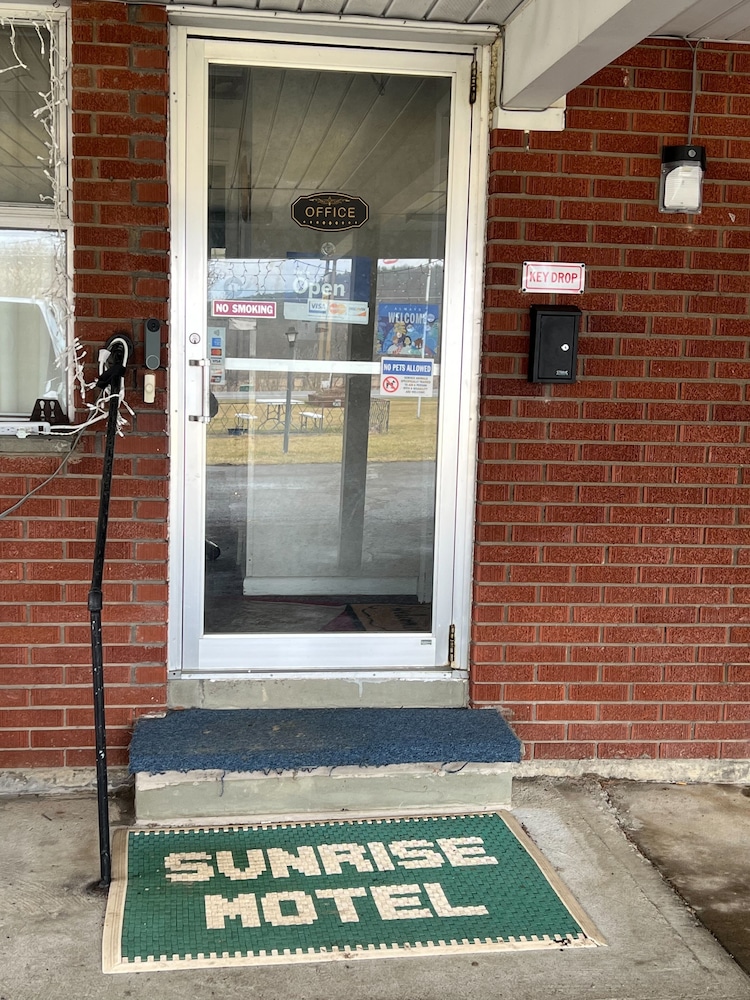 sunrise motel