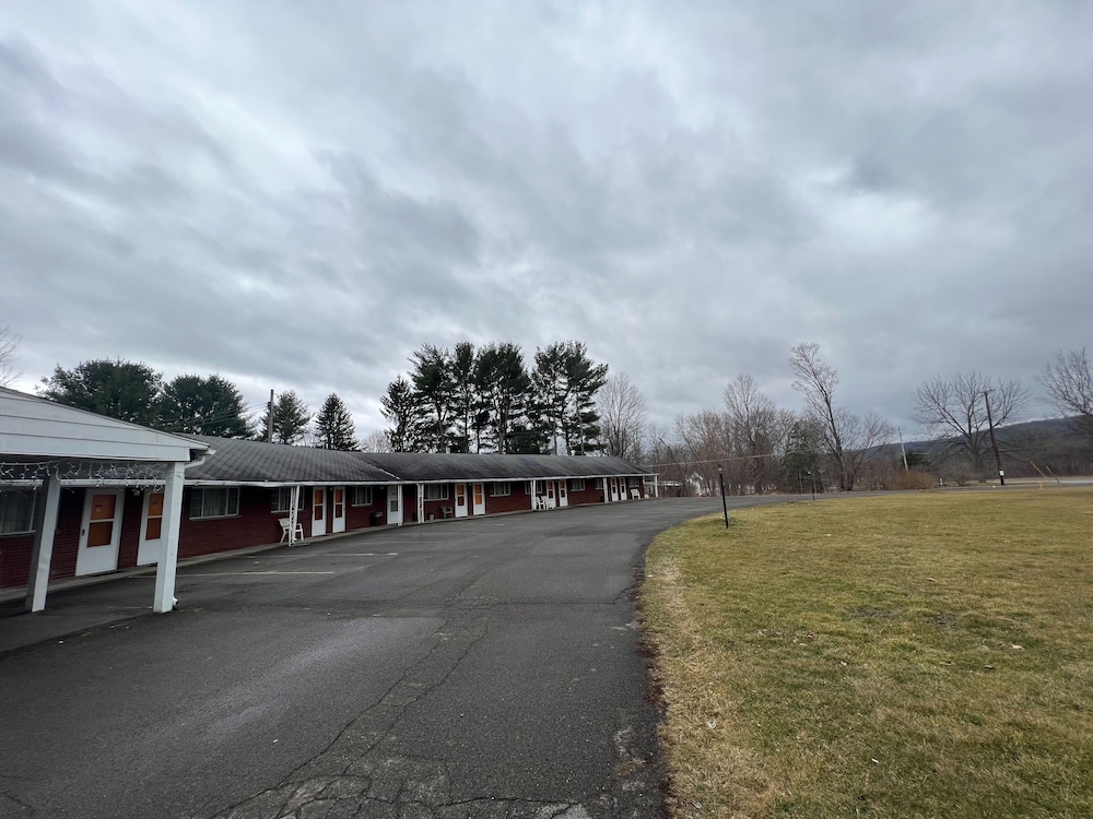 sunrise motel
