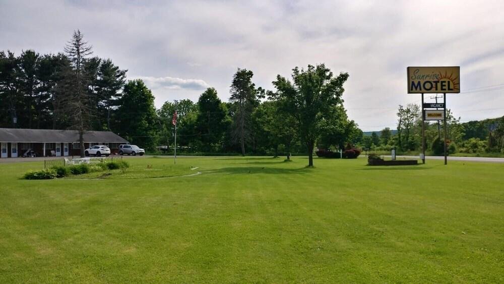 Sunrise Motel,New York>>Apalachin,3 star