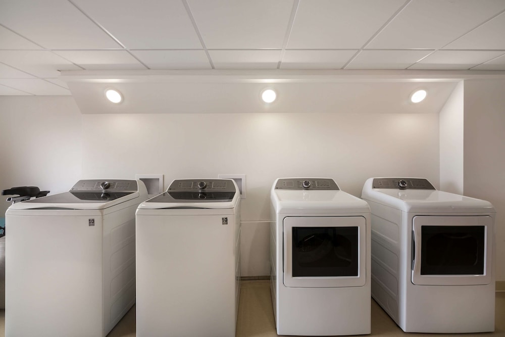 revel hotel minot surestay collection by best western