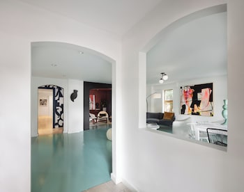 Topia Inn,Lanesborough>>Adams,3 star