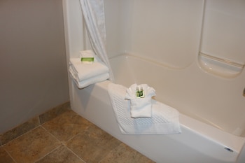qube hotel