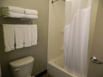 holiday inn express and suites shippensburg by ihg