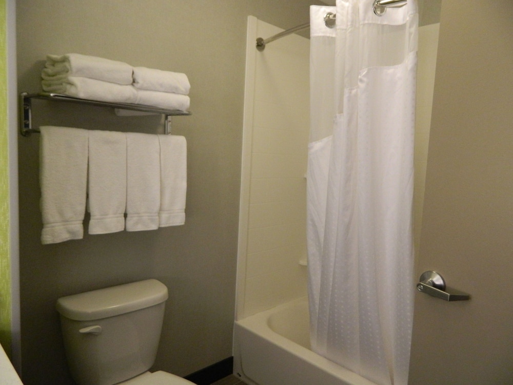 holiday inn express and suites shippensburg by ihg