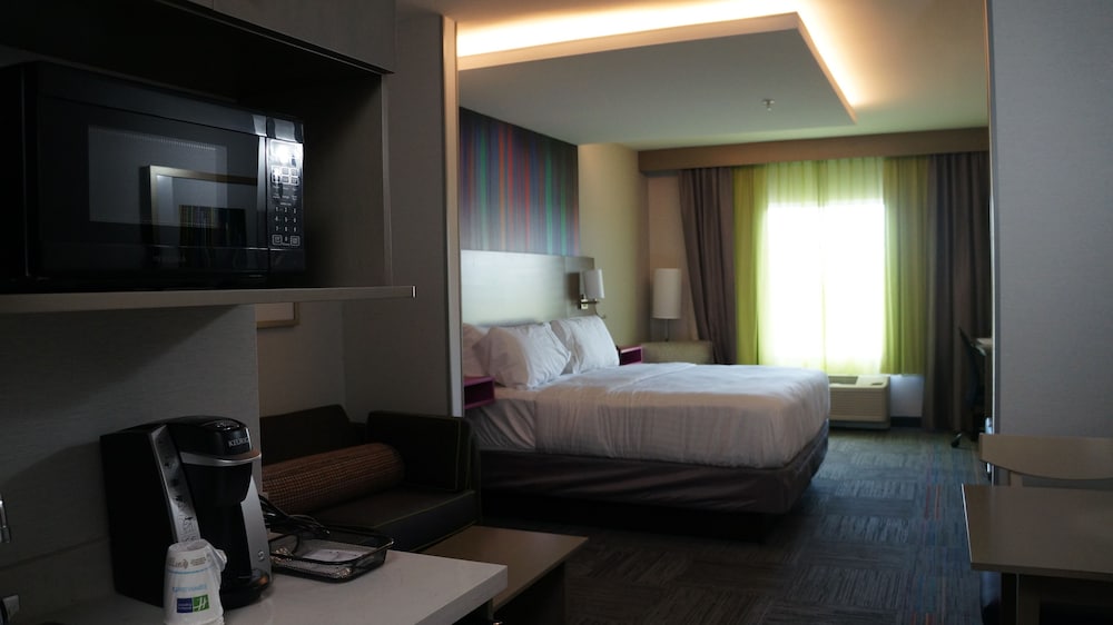 holiday inn express and suites shippensburg by ihg