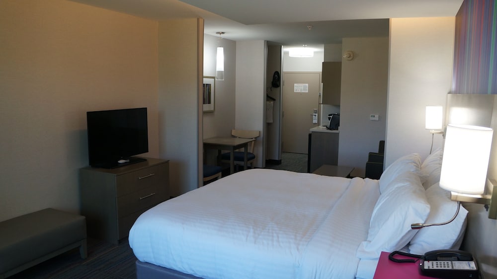 holiday inn express and suites shippensburg by ihg