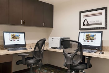 Hampton Inn & Suites Kenosha Pleasant Prairie,Kenosha>>Bristol,3 star