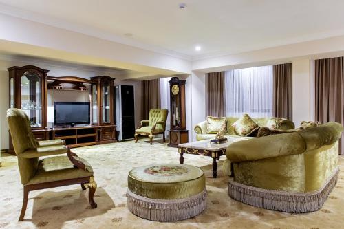 shymkent grand hotel
