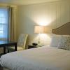 sandwich inn and suites