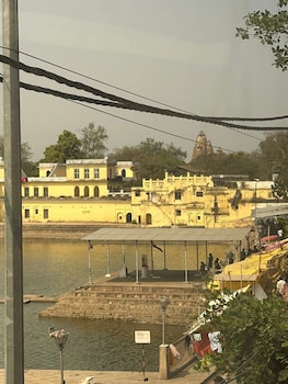 sonis mansion shivsagar