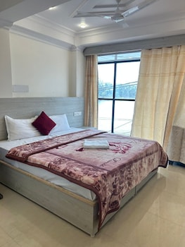 sonis mansion shivsagar