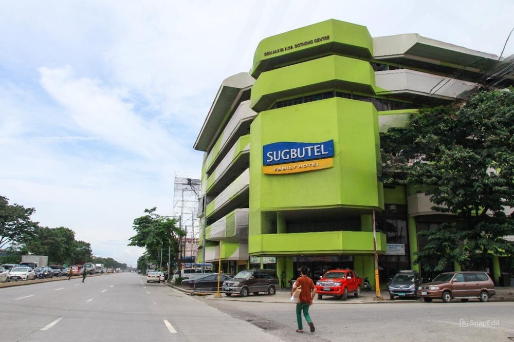 sugbutel family hotel cebu powered by cocotel