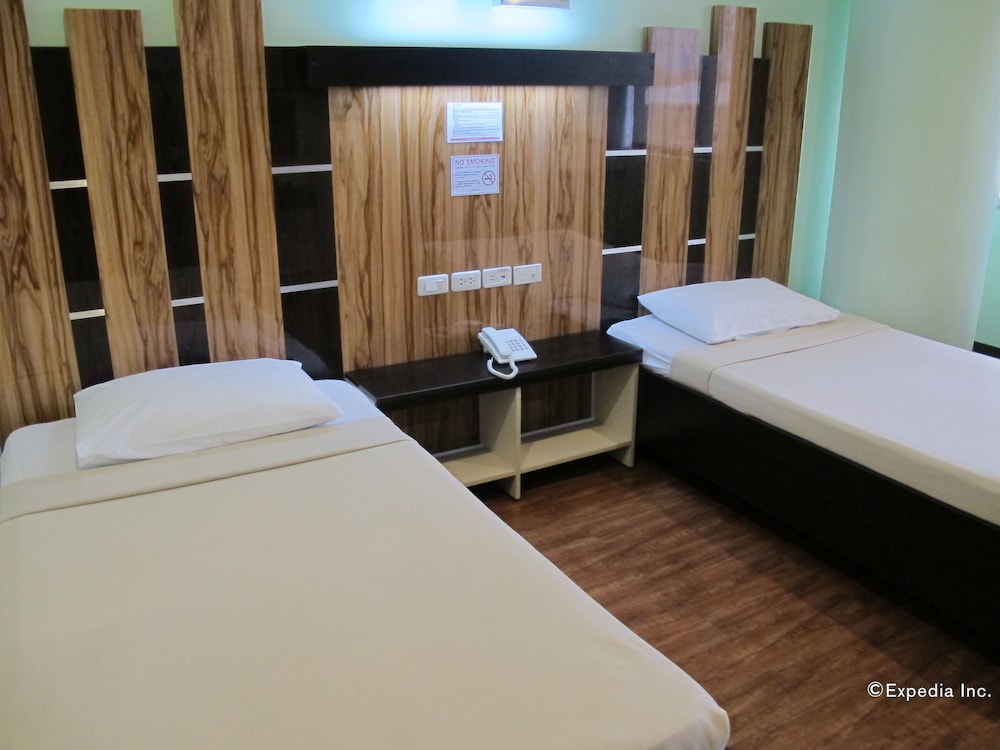 sugbutel family hotel cebu powered by cocotel