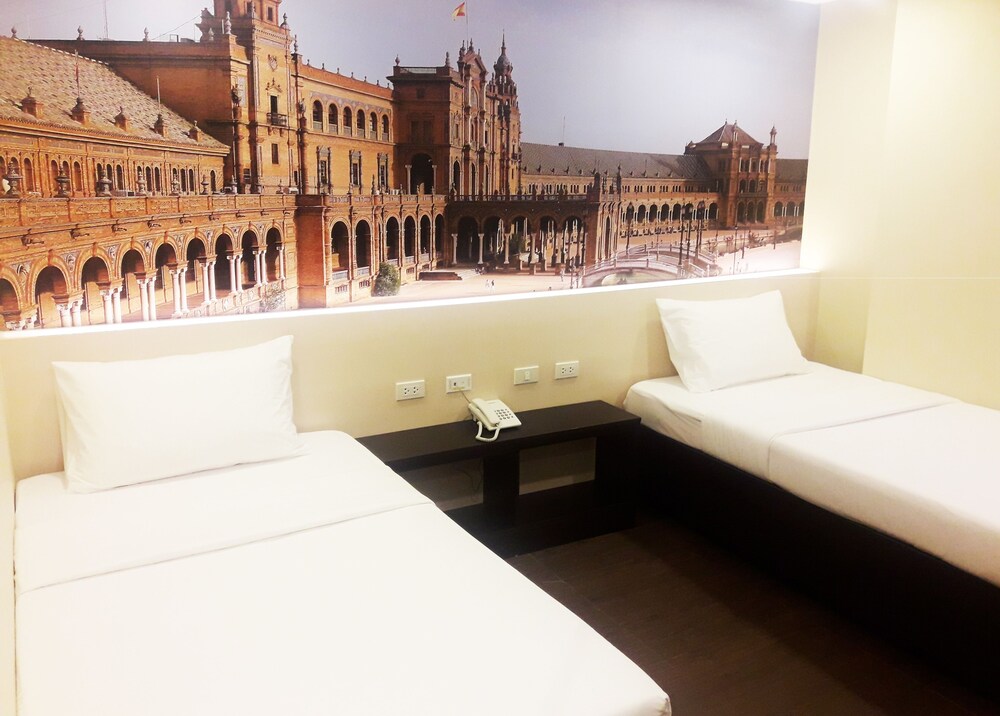 sugbutel family hotel cebu powered by cocotel