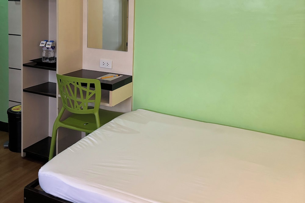 sugbutel family hotel cebu powered by cocotel