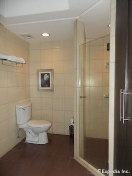 planta centro bacolod hotel and residences