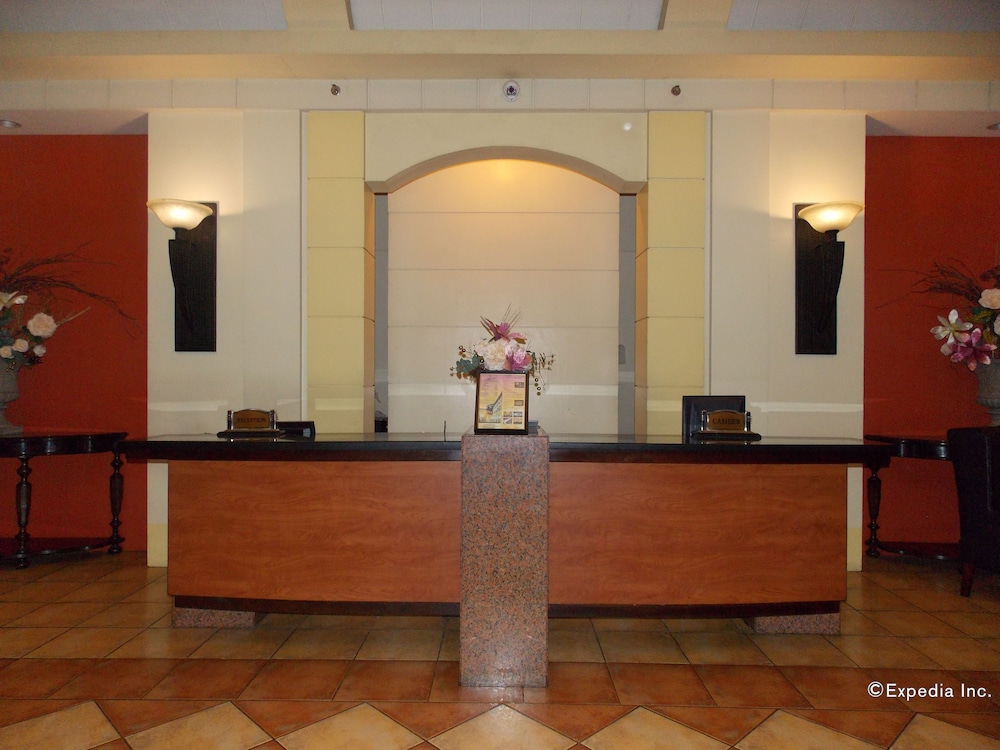 planta centro bacolod hotel and residences