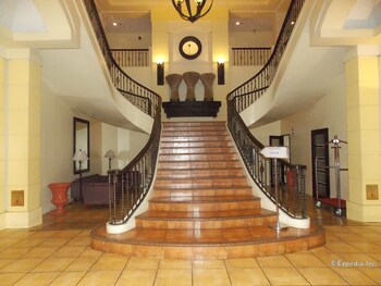 Planta Centro Bacolod Hotel & Residences,Western Visayas>>Bacolod,4 star