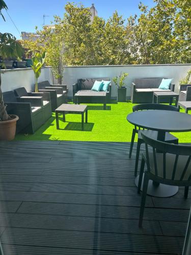 the spot central hostel