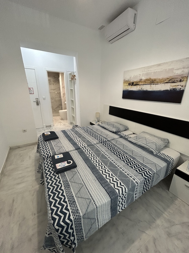 the spot central hostel