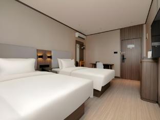 hanting hotel wuhan wuchang railway station