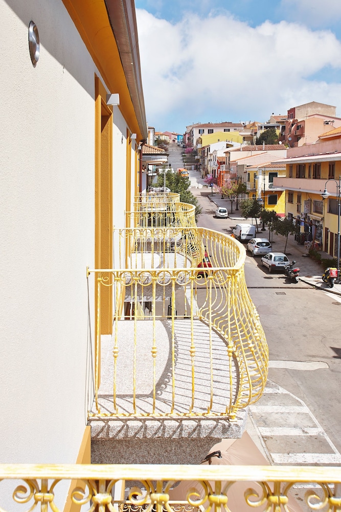 hotel muita di mari