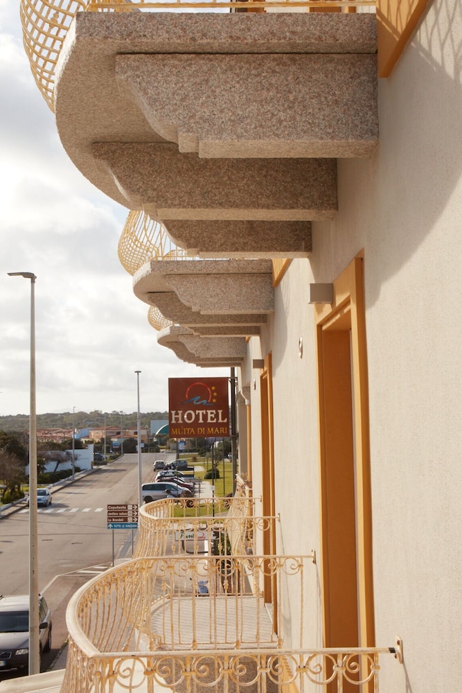 hotel muita di mari
