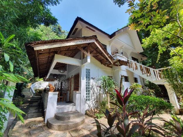 cocoloco boracay beach resort