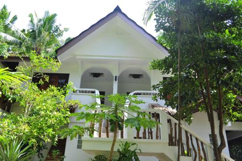 cocoloco boracay beach resort