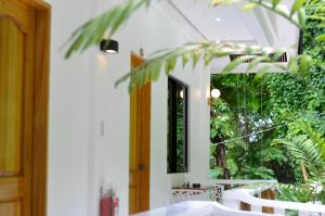 cocoloco boracay beach resort