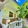 cocoloco boracay beach resort