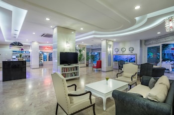 may flower apart hotel