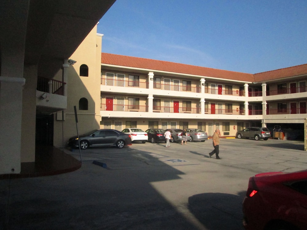 best western pasadena royale inn and suites