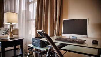 best western pasadena royale inn and suites