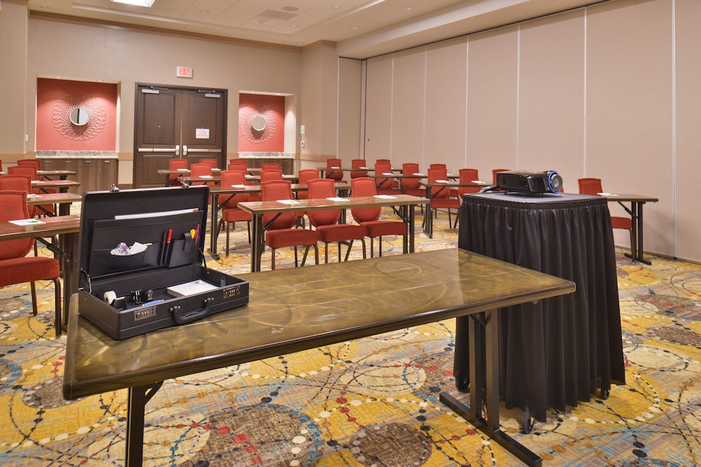crowne plaza shenandoah the woodlands area by ihg