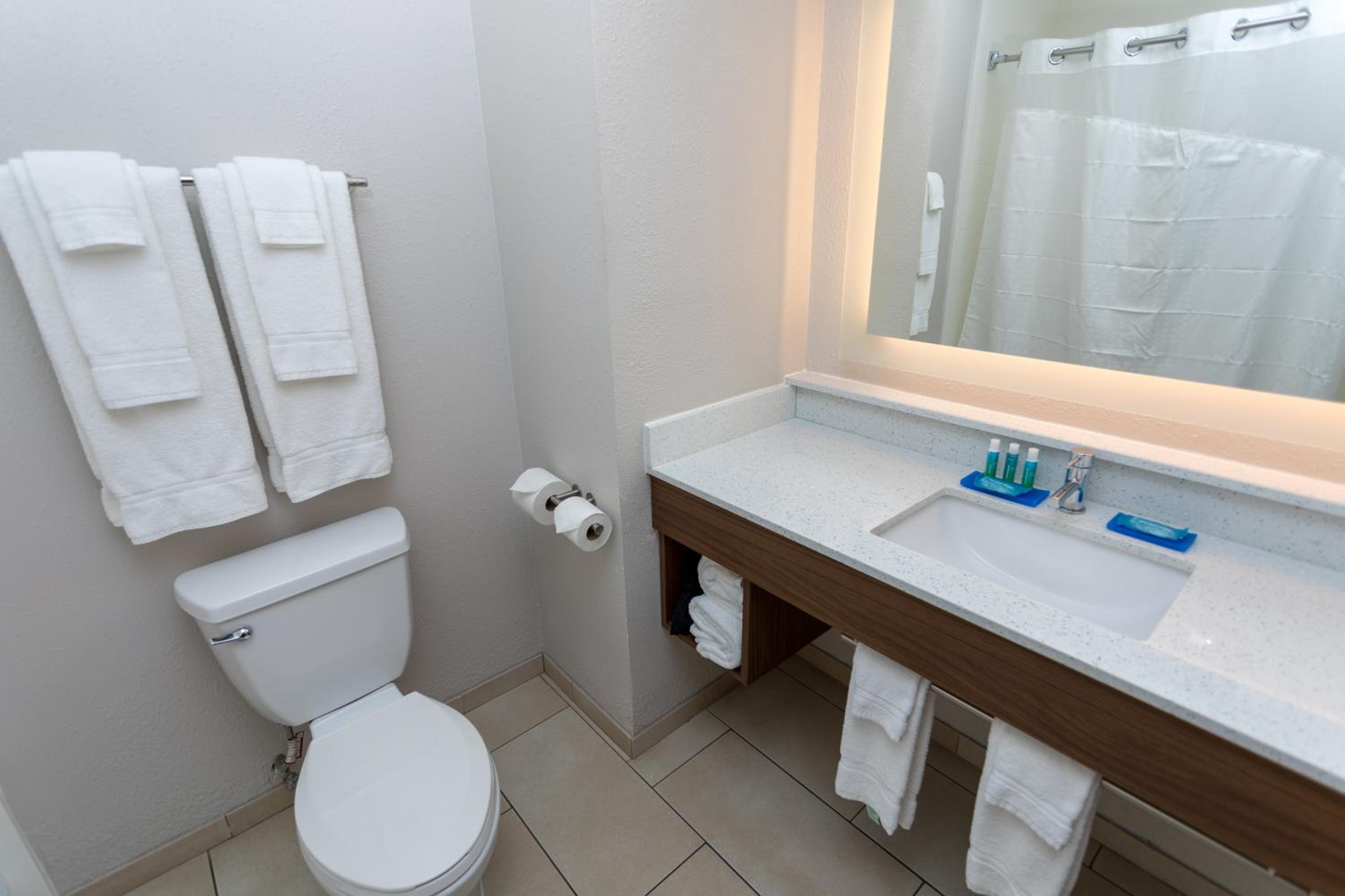 holiday inn express hotel and suites athens by ihg