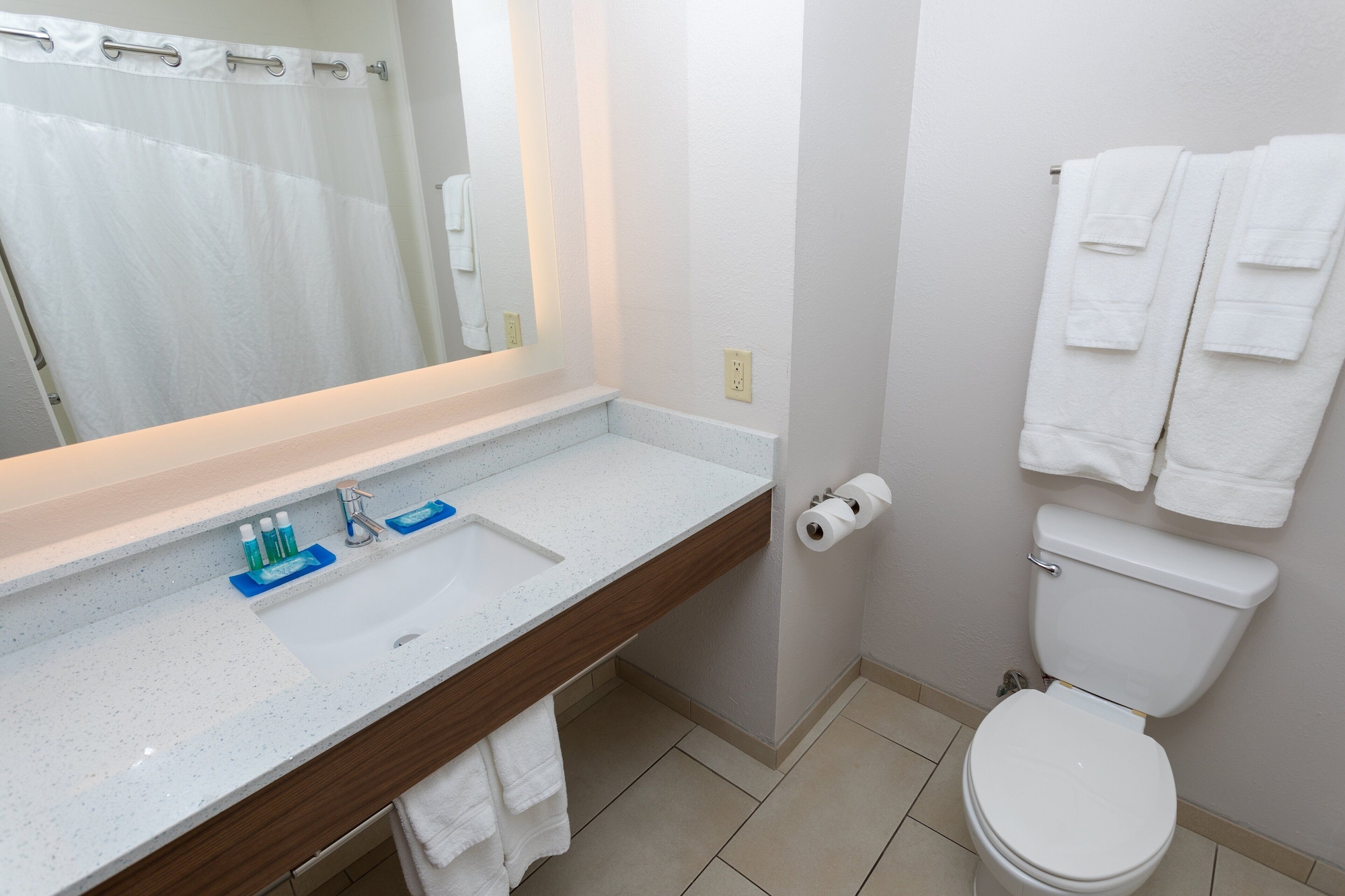 holiday inn express hotel and suites athens by ihg