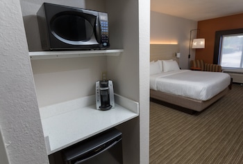 Holiday Inn Express Hotel & Suites Athens By Ihg,Huntsville>>Athens,3 star