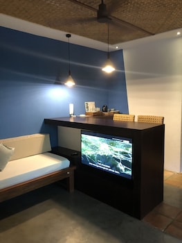 el nido mahogany beach