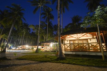 el nido mahogany beach
