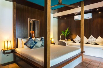 el nido mahogany beach