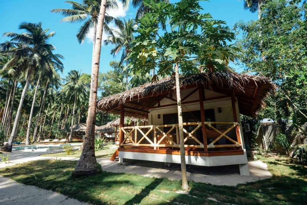 el nido mahogany beach