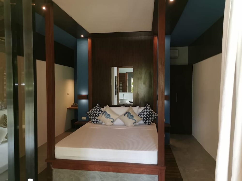 el nido mahogany beach