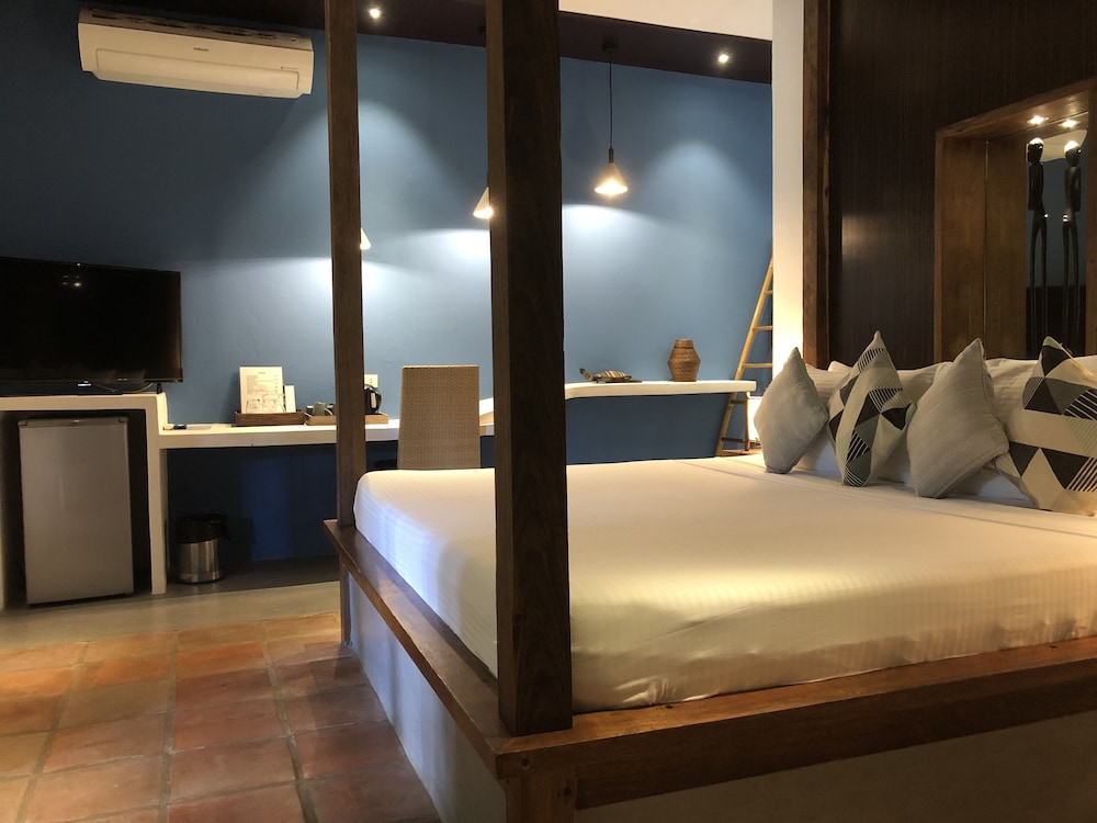 el nido mahogany beach