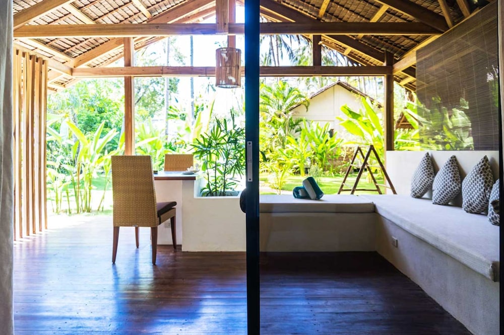 el nido mahogany beach