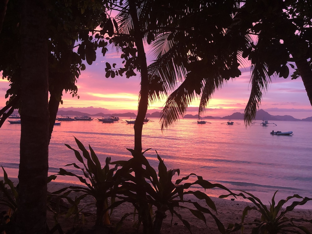 el nido mahogany beach