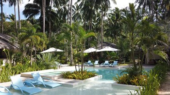 el nido mahogany beach